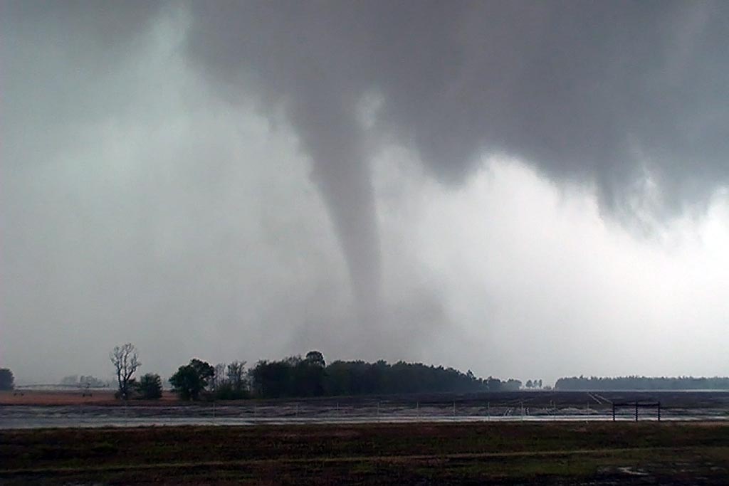 May 2nd, 2008 Arkansas and Mississippi Tornadic Supercells -