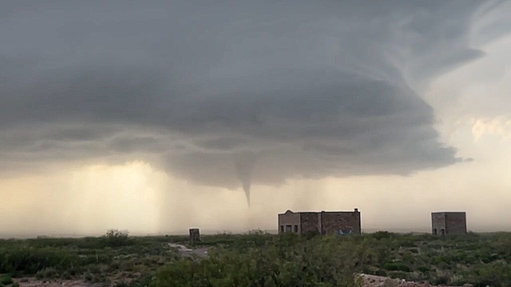 April 26th Roswell, New Mexico Tornadic Supercell -